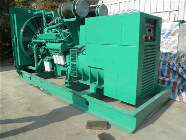 肥乡发电车出租-柴油发电机组在使用的过程中应该做好哪些防护工作