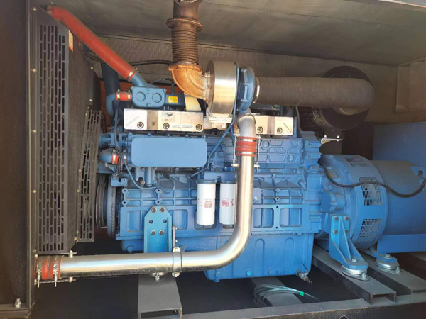 肥乡燃油消耗率与进气温度的具体关系是什么？